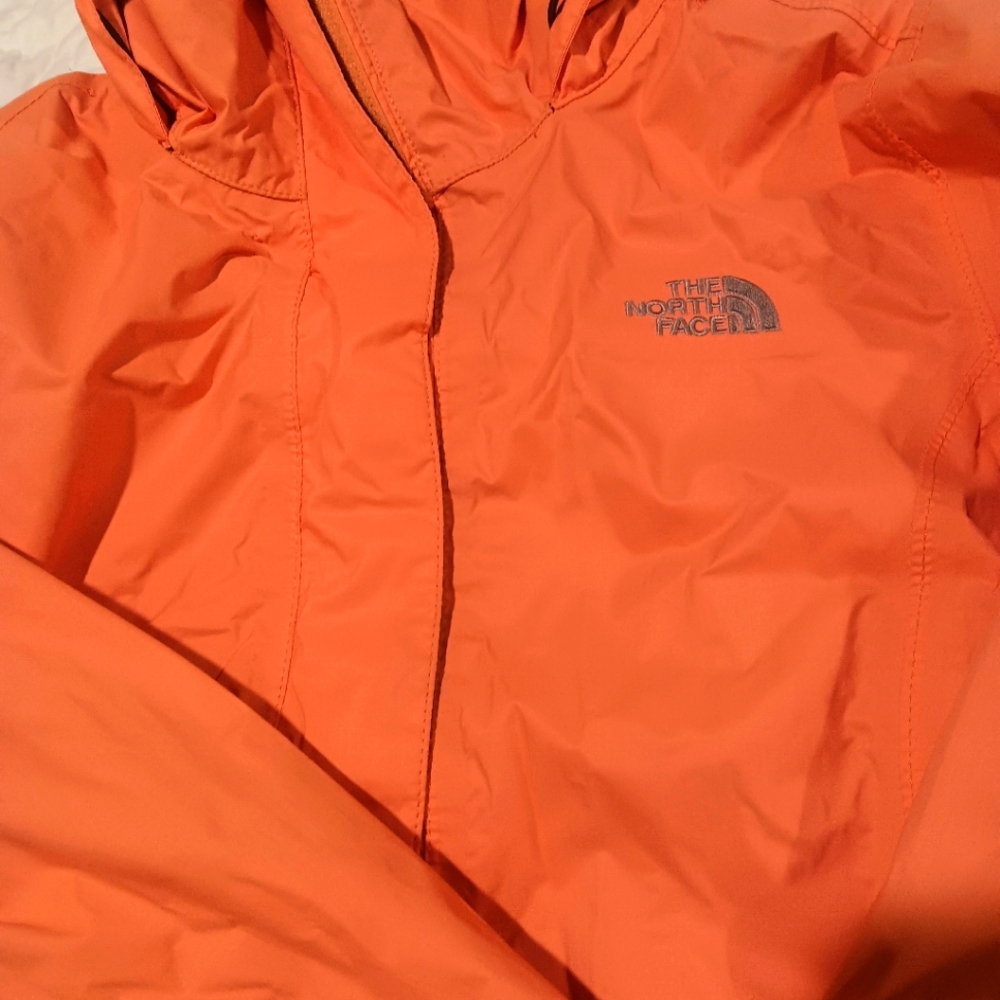Northface medium wind breaker